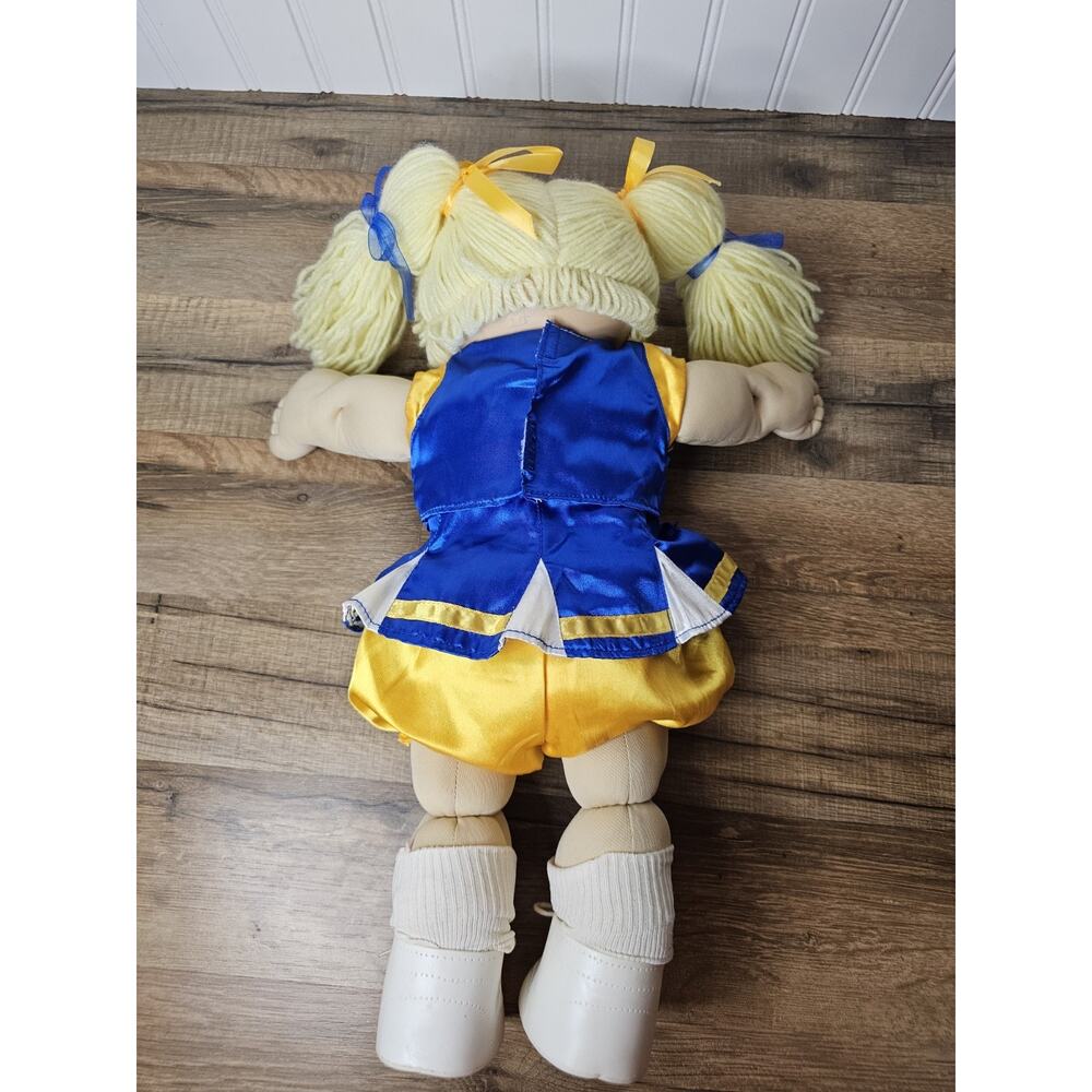 Cabbage Patch Kids 1984 Blonde Hair Blue Eye Cheerleader Doll Vintage - Picture 4 of 8